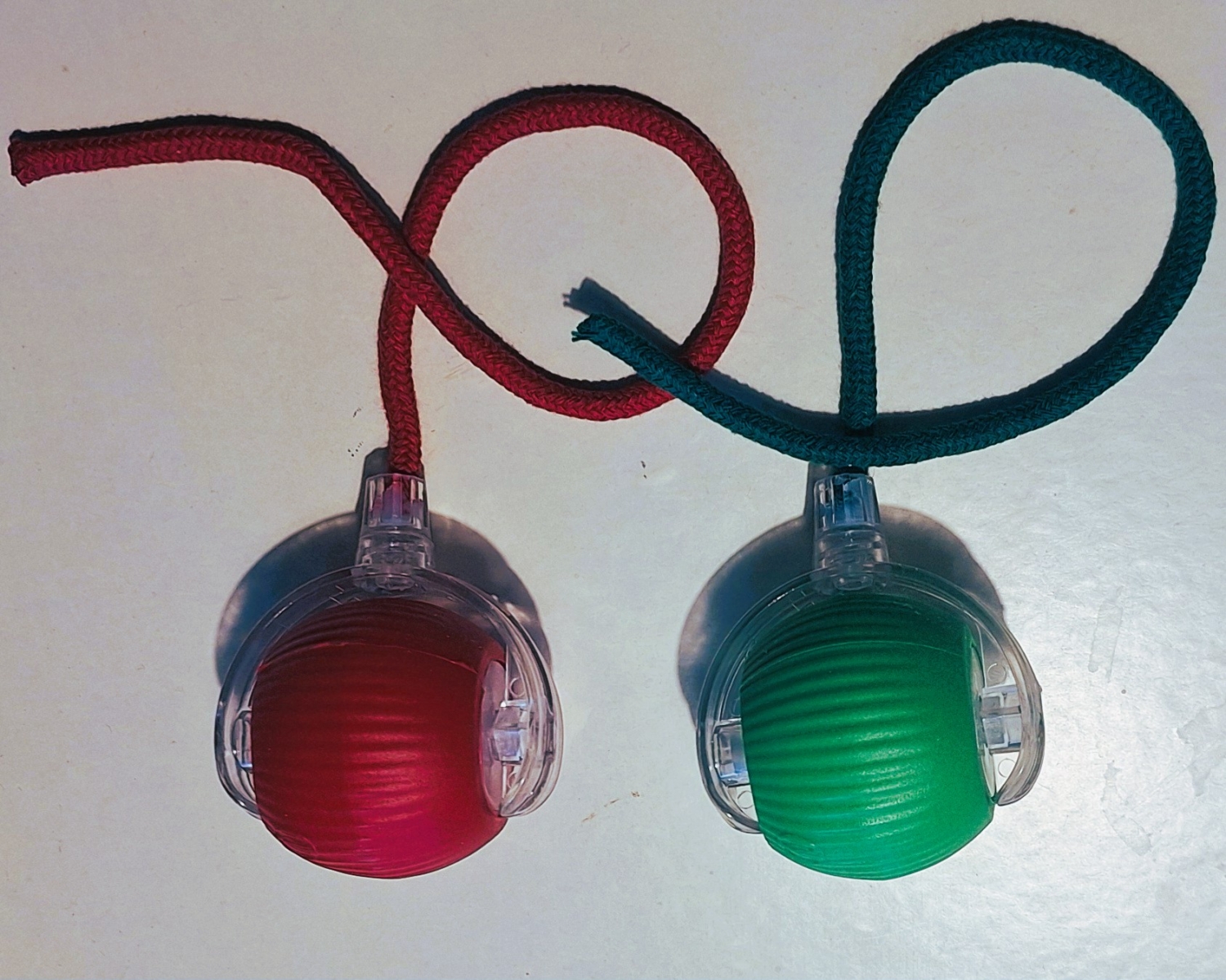 Nutikas automaatne jalutuspall USB-ga laetav diameter 5cm 1 tk random colour!(972343)