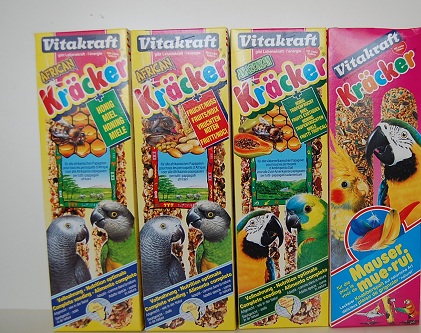 Kracker for parrots
